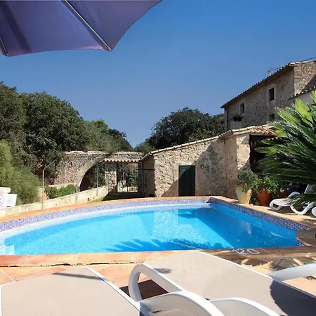 בית נופש House Walking Distance To By Renthousing פוינסה