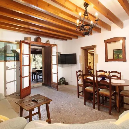 בית נופש House Walking Distance To By Renthousing