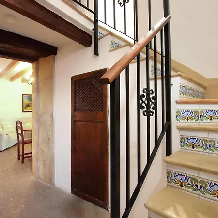בית נופש House Walking Distance To By Renthousing
